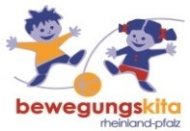Logo der Bewegungskita Rheinland-Pflaz zeigt über dem Schriftzug Bewegungskita die Zeichnung zweier ballspielender Kinder.